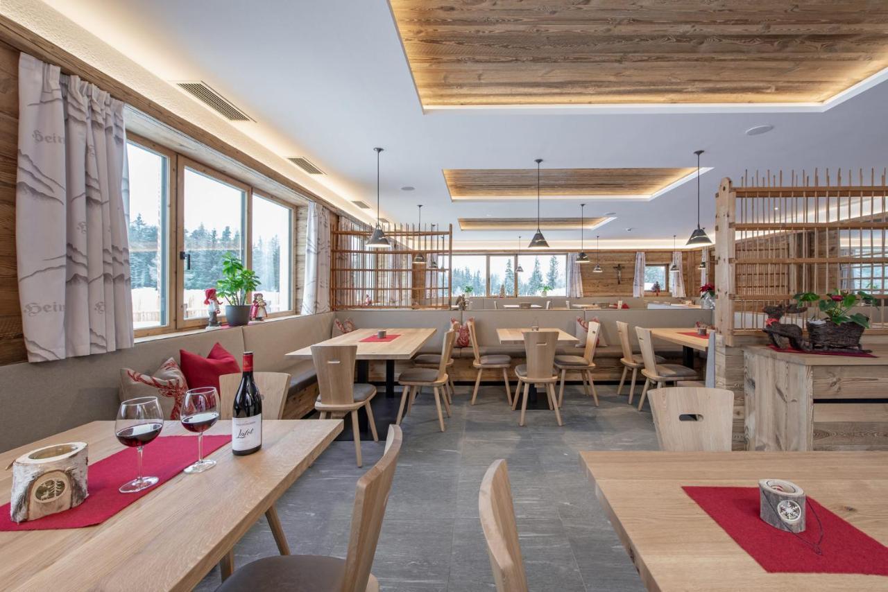 Hotel Roner Alm Rodeneck Exterior foto