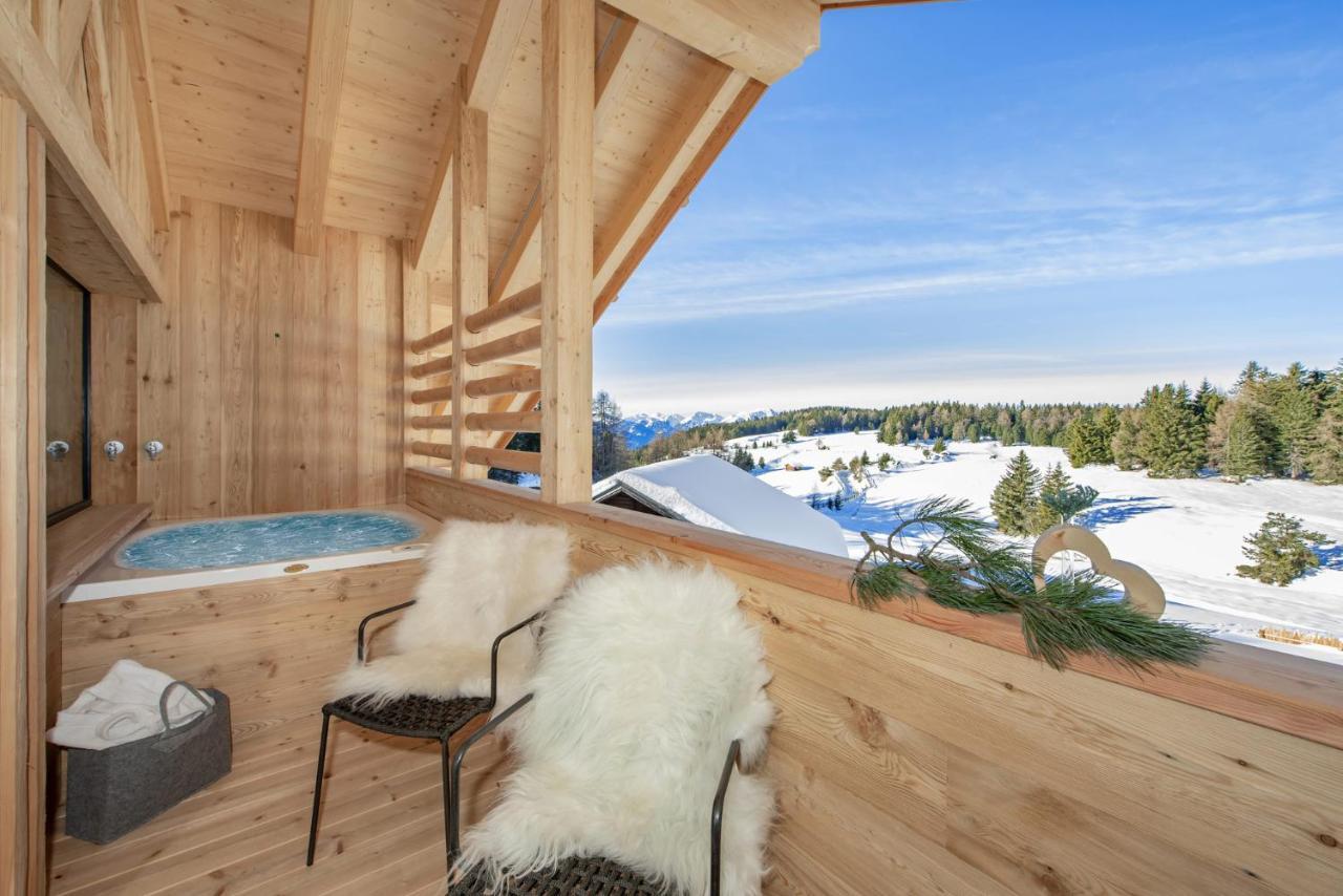 Hotel Roner Alm Rodeneck Exterior foto